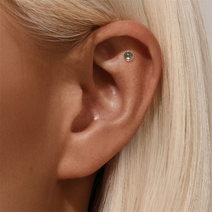 Pendientes Minimalistas de Plata S925 con Cuarzo Rutilado Negro Natural, Engaste Solitario con Bisel Roscado de 1.2x6mm, Parte Trasera Plana - Product Image 3