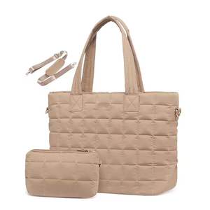 Sac fourre-tout matelassé léger et surdimensionné personnalisé avec logo, idéal pour ordinateur portable, infirmière ou voyage, pour femme - Product Image 2