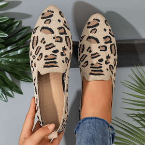 Women's Oversize Anti-Slip Rubber Insole Fashion Trend Leisure Sports Shoes Round Platform <b>Flats</b> Slip-On Closure Winter Style sh - Product Image 1