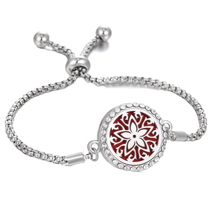 Pulsera Difusora de Aceites Esenciales de Acero Inoxidable para Mujer - Product Image 4