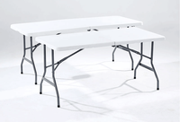 Table pliante rectangulaire portable en HDPE blanc de 4 pi x 6 pi avec pieds en acier et plateau en plastique, mobilier d'extérieur pour usage en cour
