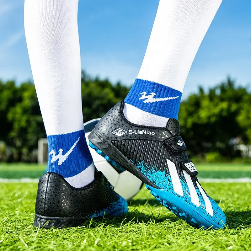 Chaussures de sport de compétition pour garçons et filles, bottes de Football respirantes, antidérapantes et résistantes à l'usure pour hommes adolescents