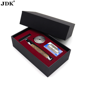 Christmas Gift for Boyfriend Ideas: 5 Practical & Thoughtful Picks