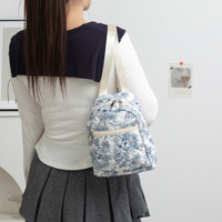 Sac à dos mini matelassé personnalisé pour femme, petit sac à dos floral avec fermeture éclair, idéal pour l'école et les voyages
