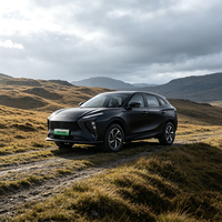 DONGFENG Friday 410 km SUV électrique de luxe avec batterie au lithium, traction simple, sièges en cuir, intérieur sombre, pneus R17