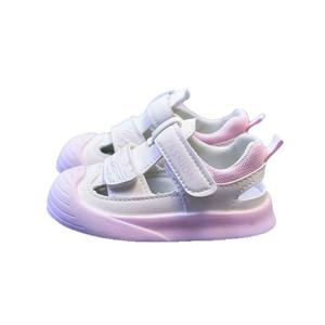 2025 nouvelles sandales d'été pour filles et chaussures de sport pour garçons chaussures de plage à semelle intérieure en PU respirantes légères avec cadre souple - Product Image 3