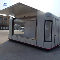 Conteneur hôtelier de 20 pieds type capsule spatiale, Lodge pour influenceurs, réaménagé avec structure en acier, prêt à l'emploi et à l'accueil des bagages