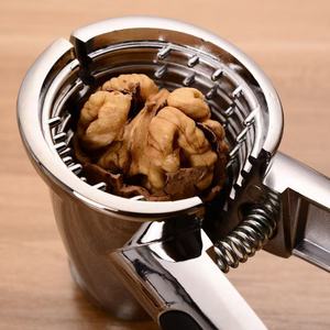 Casse-noix en alliage de zinc réutilisable, outil de cuisine - Product Image 3