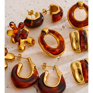 JINYOU 1961 Neue Beliebte Bernstein-Harz-Ohrringe Vergoldeter Edelstahl Hängeohrringe für Damen Schmuck Geschenk - Product Image 6