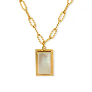 European and American style light luxury fashion neckline square pendant stainless steel plated 18K gold clavicle chain