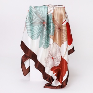 Sublimations-Damen-Satin-Seidenschal mit Abstraktem Blattdruck als Kopftuch - Product Image 1