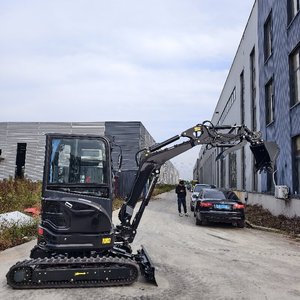 Envío Gratis: Mini Excavadora de 2.5 Toneladas con Motor, Maquinaria de Excavación de Alta Eficiencia - Product Image 2