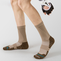 Chaussettes de sport de compression pour hommes et femmes, chaussettes athlétiques de performance, chaussettes rayées à semelle rembourrée, chaussettes de course à pied et de cyclisme