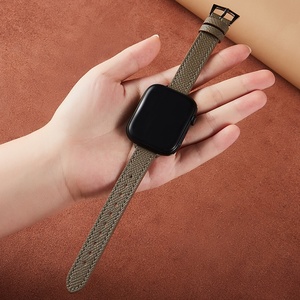 Bracelet en cuir véritable Upro Slim Tapered pour Apple Watch 11, bracelet à grain de palme pour iWatch Series 11 10 9 8 SE - Product Image 2