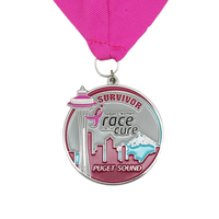 Medalla de lujo personalizada Rosa esmaltada, abalorios 2D3D, fabricante de medallas de cordón para concientización sobre el cáncer de mama