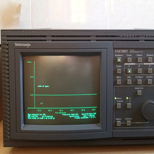 Probador y Herramienta de Análisis de Video y Audio Tektronix 161 Usado, Voltaje Máximo de Corriente 24, Hecho en Pekín - Product Image 5