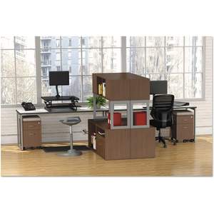 Tablero de Mesa Rectangular Reversible de Laminado Alera, 71.5w x 23.63d, Blanco/Gris, para Mesas de Conferencia - Product Image 3