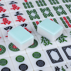 Máquina de mahjong color jade, fichas de mahjong de imitación de jade para usar en máquinas de mahjong, mahjong para uso doméstico en una sala de juegos. - Product Image 4