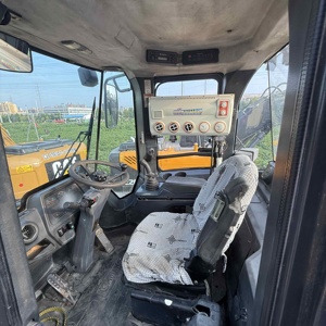 Cargadora de ruedas de segunda mano Liugong 870H 835H 856 942 20ton 99% Nueva bajos gastos de envío Buen estado con buena calidad a la venta - Product Image 1