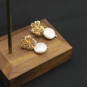 Brincos de Pérola para Noivas, Longos, com Gancho de Prata, Cristais de Zircônia, Joias Finas para Casamento - Product Image 3