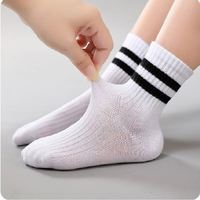 I-0197 Chaussettes d'automne en gros pour enfants, chaussettes de sport en coton pour garçons et filles, chaussettes de plage jungle, chaussettes blanches pour enfants