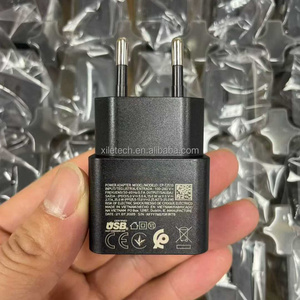 Adaptador de Corriente USB-C PD de 25W <span class=keywords><strong>Original</strong></span> de Fábrica T2510 con Enchufe EU, UK, US, Carga Súper Rápida y Bajo Consumo <span class=keywords><strong>para</strong></span> <span class=keywords><strong>Samsung</strong></span> S26, S25, S24+ - Product Image 2