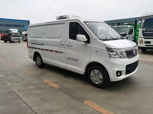 Camion <span class=keywords><strong>frigorifique</strong></span> miniature Changan 4x2 pour la livraison d'aliments frais - Product Image 3