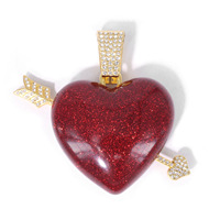 Pendentif en alliage de pierre naturelle Flèche de Cupidon Cœur Rouge Style Rétro Européen Américain Hip-Hop Chaîne Cubaine Plaqué Or