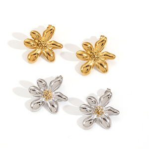 Pendientes con forma de flor, oro, plata, acero inoxidable, uso diario para mujer, TE60159 G M - Product Image 3
