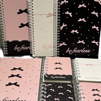 Cuaderno Espiral A5 con Lazo Rosa, Diseño de Alta Estética, Línea Horizontal, 60 Hojas, Impreso para Estudiantes, Regalo para Estudiantes
