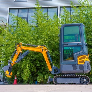 Mini-excavatrice sur chenilles de 1 tonne avec pince hydraulique et grappin pour le défrichement des terres agricoles et les travaux de manutention de matériaux OEM ODM - Product Image 2