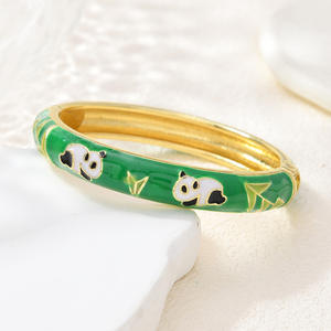 <span class=keywords><strong>Bracciale</strong></span> Panda di Chengdu, Sichuan, Gioiello per Bambini in Smalto Retrò, Braccialetto Aperto alla Moda, Bestseller da Luoghi Panoramici - Product Image 5