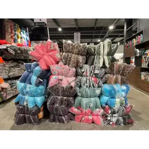 Couverture King Size Spring Pachon 220 cm, motif géométrique, design moderne, literie pour toutes les saisons, matière polyester - Product Image 5