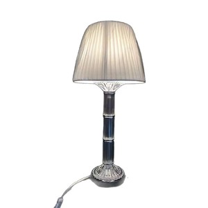 Lámpara de Mesa de Dormitorio de Lujo Italiana, Eléctrica, Pantalla de Tela Blanca, Forma de Cono, Cristal Transparente Baccarat para Eventos de Hotel y Dormitorios - Product Image 6