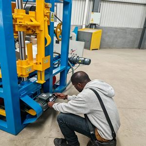 Machine manuelle de fabrication de briques pleines Qtj4-26, modèle très demandé, machine à fabriquer des blocs creux de petite taille - Product Image 4