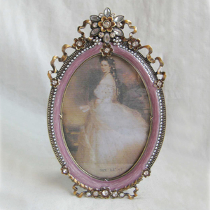 Khung Ảnh Hợp Kim Kẽm Tráng Men Và Trang Sức Bằng Đồng Màu Trắng Cổ Điển Thanh Lịch Để Bàn Cho Tranh Hình Bầu Dục 3.5X5 Inch - Product Image 2