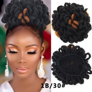 Meilleures ventes : <span class=keywords><strong>Chignon</strong></span> synthétique à clipser court, style africain bouclé, <span class=keywords><strong>avec</strong></span> cordon de serrage, couleurs assorties, en fibre synthétique - Product Image 2