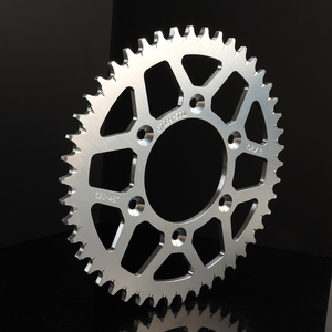 Pignons de chaîne arrière <span class=keywords><strong>pour</strong></span> <span class=keywords><strong>moto</strong></span> électrique 520-46T 50T 54T, compatibles avec Surron Ron Ultra Bee, légers, en aluminium CNC 7075 - Product Image 2