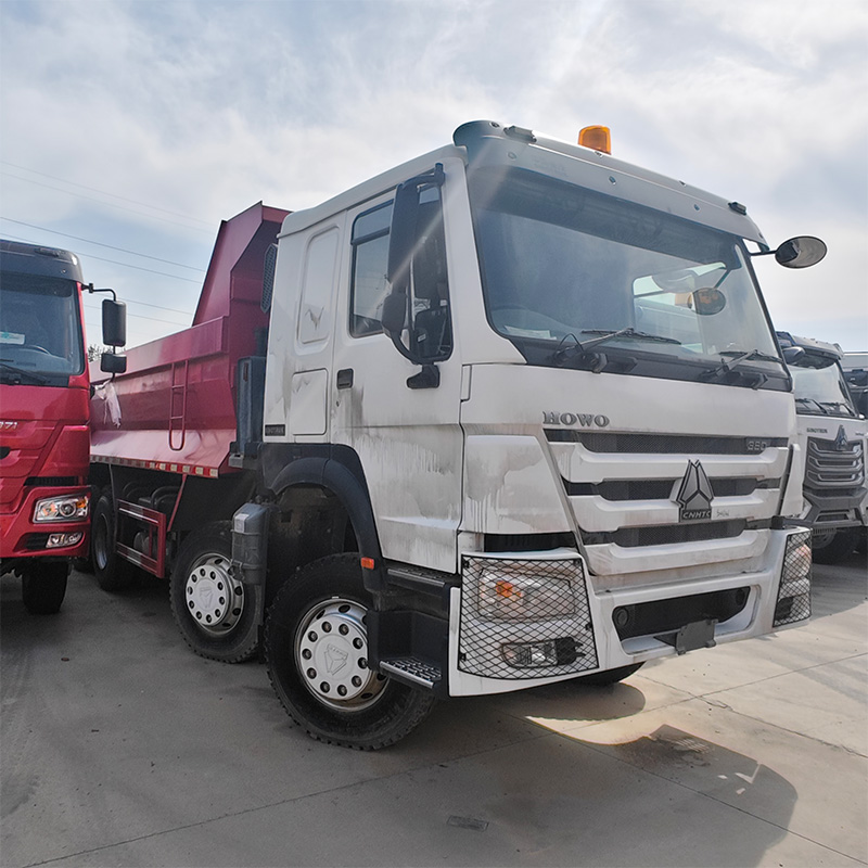 Sinotruk Howo 8x4 380hp Euro 2 Emission Air Suspension Driver's Seat Diesel Fuel Fast Gear Box Left Steering-usedTractor Truck