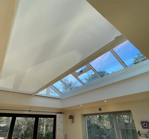 UK EU Solaire/Réseau/Batterie Puissance Lucarne Stores Blackout Lumière Filtrage Isolation Thermique Store Toit Lanternes Pare-soleil - Product Image 5