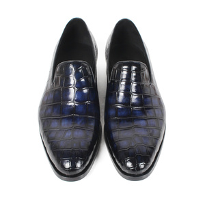DRACONIS Mocasines de Piel de Cocodrilo Genuina Hechos a Medida para Hombre, Color Negro Ébano, Zapatos de Vestir de Lujo Sin Cordones - Product Image 3