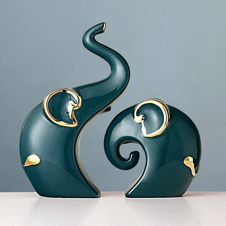 ช้างหูใหญ่คู่สีเขียวและทอง