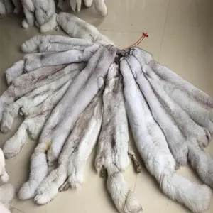 Rifornimento all'ingrosso della fabbrica della cina prezzo a buon mercato pelli di volpe naturale vera pelliccia di volpe blu genuina in vendita