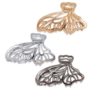 Fermagli per Capelli di Alta Gamma Francesi con Farfalla Traforata e Clip a Squalo, Accessorio per Capelli con Strass e Materiale in Ferro, Popolare tra le Celebrità di Internet - Product Image 5