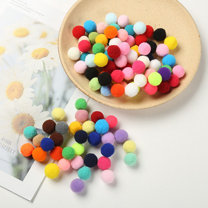 Bola de pompones suaves y esponjosos hechos a mano, embalaje personalizado, suministros para <span class=keywords><strong>manualidades</strong></span> de costura DIY para niños, decoración de boda, juguetes creativos de pasta - Product Image 4