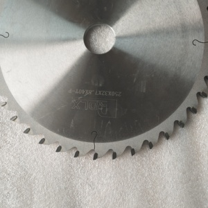 <span class=keywords><strong>Fresa</strong></span> per sega circolare <span class=keywords><strong>elettrica</strong></span> multifunzione portatile per il taglio di legno, plastica, profili in alluminio - Uso industriale - Product Image 4