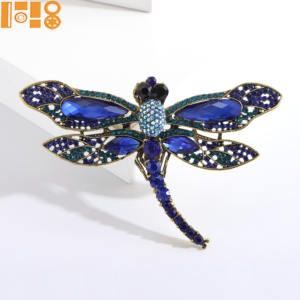Nouvelle broche <span class=keywords><strong>libellule</strong></span> au design personnalisé en alliage et strass, accessoire vestimentaire polyvalent, vente en gros - Product Image 6