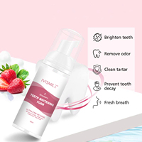 Vente chaude OEM Marque privée Naturel à base de plantes Blanchiment des dents Nettoyage Mousse Saveur de fruits Soins bucco-dentaires Mousse liquide Dentifrice