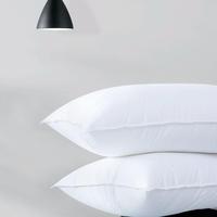 Coussin d'hôtel de luxe pour le cou, 200TC, garnissage 100% polyester, ferme et soutien optimal, personnalisable, anti-acariens, facile d'entretien