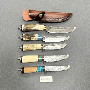 Cuchillo de caza de ciervos para exteriores Damascus, hoja fija de espiga completa con escamas de hueso de ganado, para desollar y supervivencia - Product Image 1
